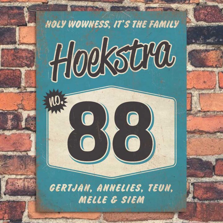 Vintage naambord-Hoekstra-voordeur-blauw-zwart-wit-koenmeloen