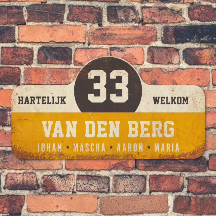 Van-den-Berg-naambord-koenmeloen-geel-wit-zwart-muur rallybord
