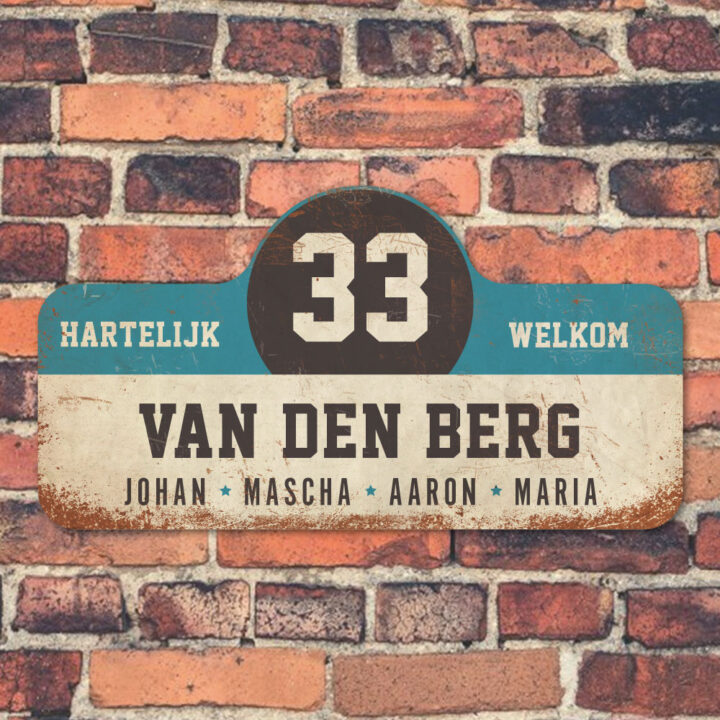 Van-den-Berg-naambord-koenmeloen-wit-blauw-zwart-muur rallybord