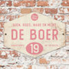 Naambord-de-boer-wit-roze-ruit-koenmeloen-vintage-muur