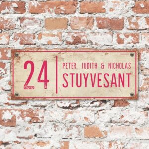 Naambord-Stuyvesant-vintage-koenmeloen-voordeur-wit-roze