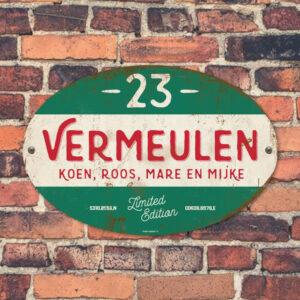 Naambord-Vermeulen-vintage-koenmeloen-voordeur-rood-groen-wit-muur