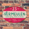 Naambord-Vermeulen-vintage-koenmeloen-voordeur-mint-roze-wit-muur